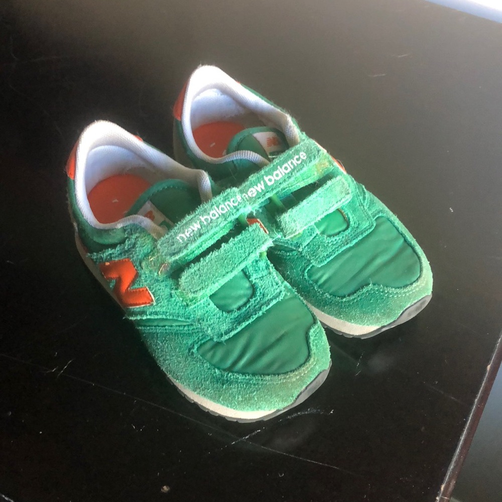 New balance toddler 10.5 /// green/orange